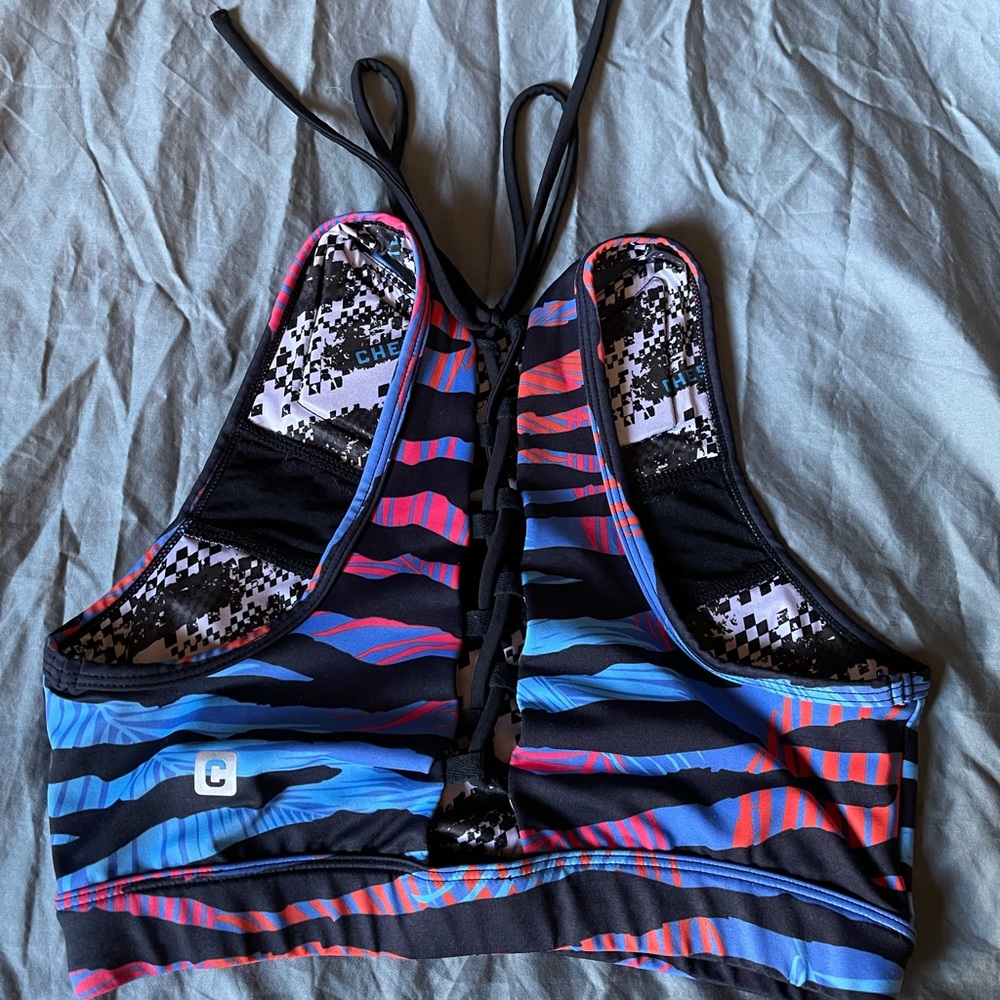 Chestee bra
